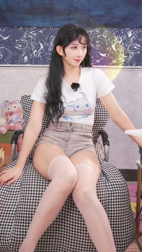 B站兔牙sinar酱 – NO.01 舰长图直播片段 [73P]插图3